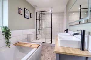 Master Ensuite- click for photo gallery